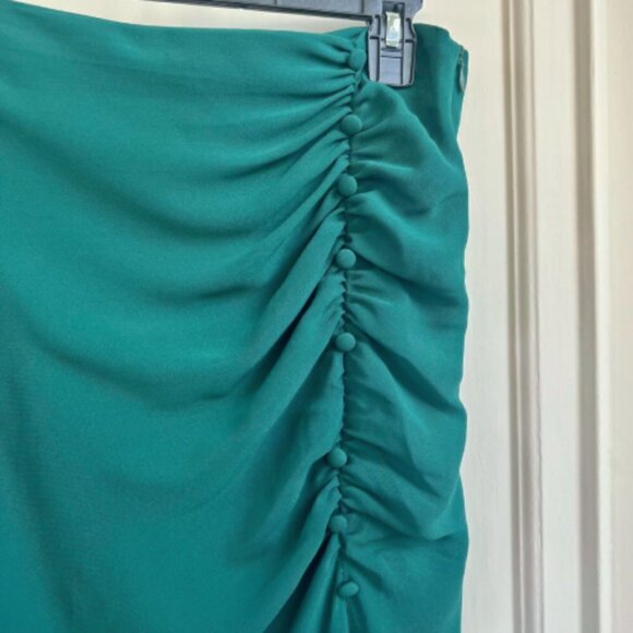 ASOS DESIGN Midi Skirt with Ruched Side and Button Detail Dark Green Size 10 - Picture 10 of 13